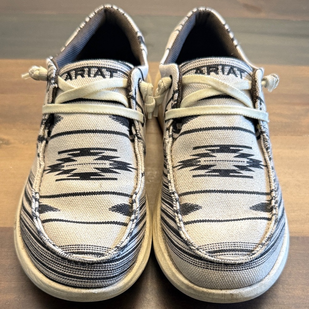 Ariat Black and Gray Patterned Loafers